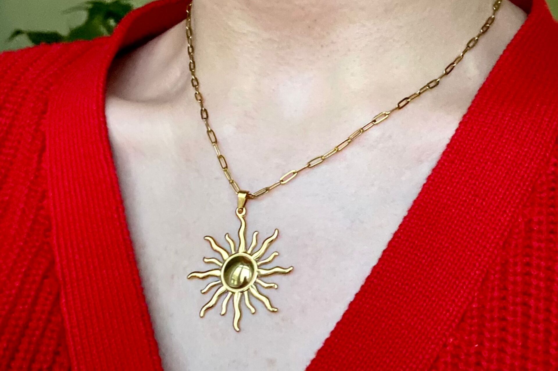 Gold Güneş Kolye