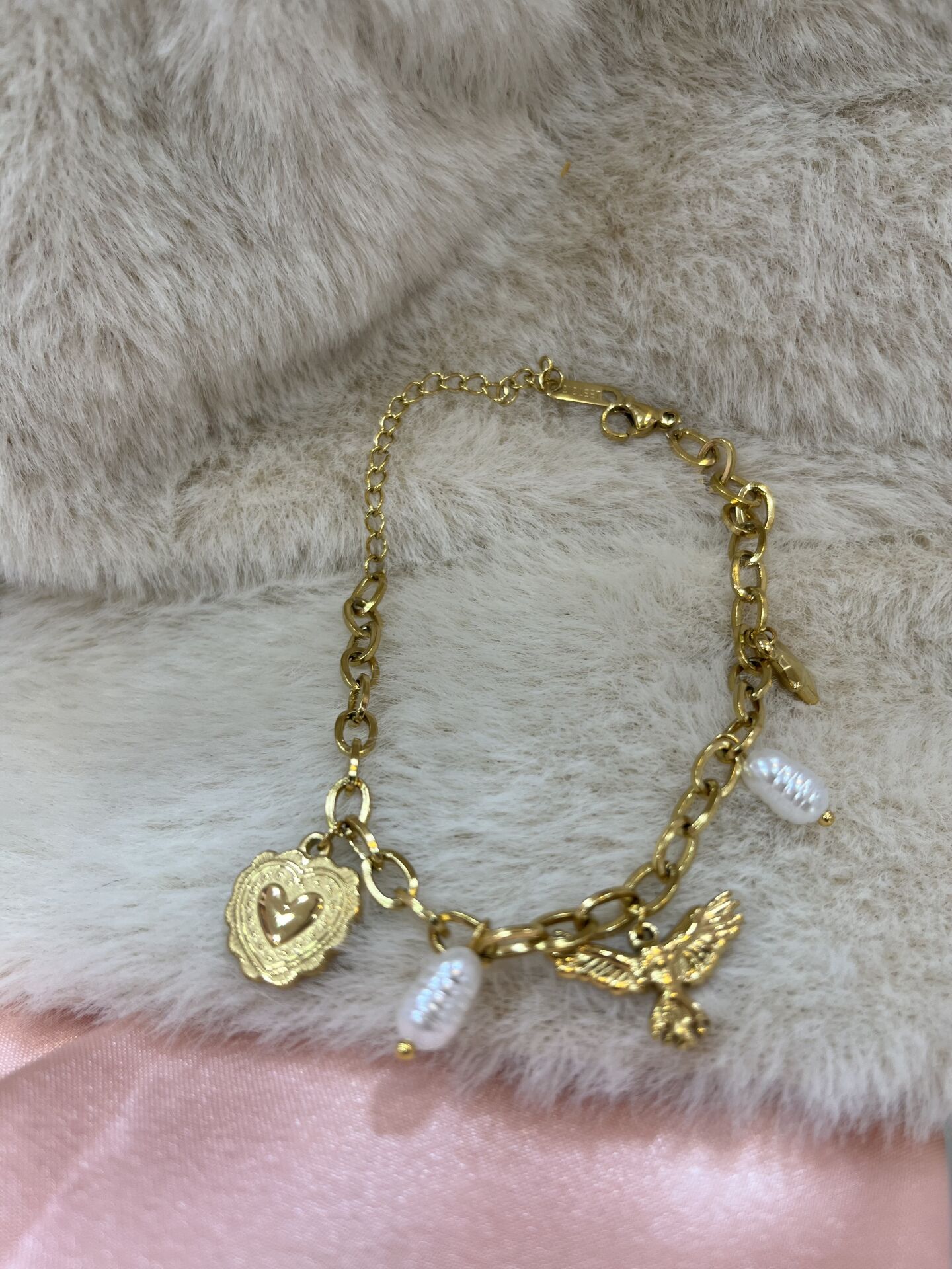 Gold İncili Bileklik
