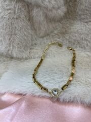 Gold Taşlı Kalpli Bileklik