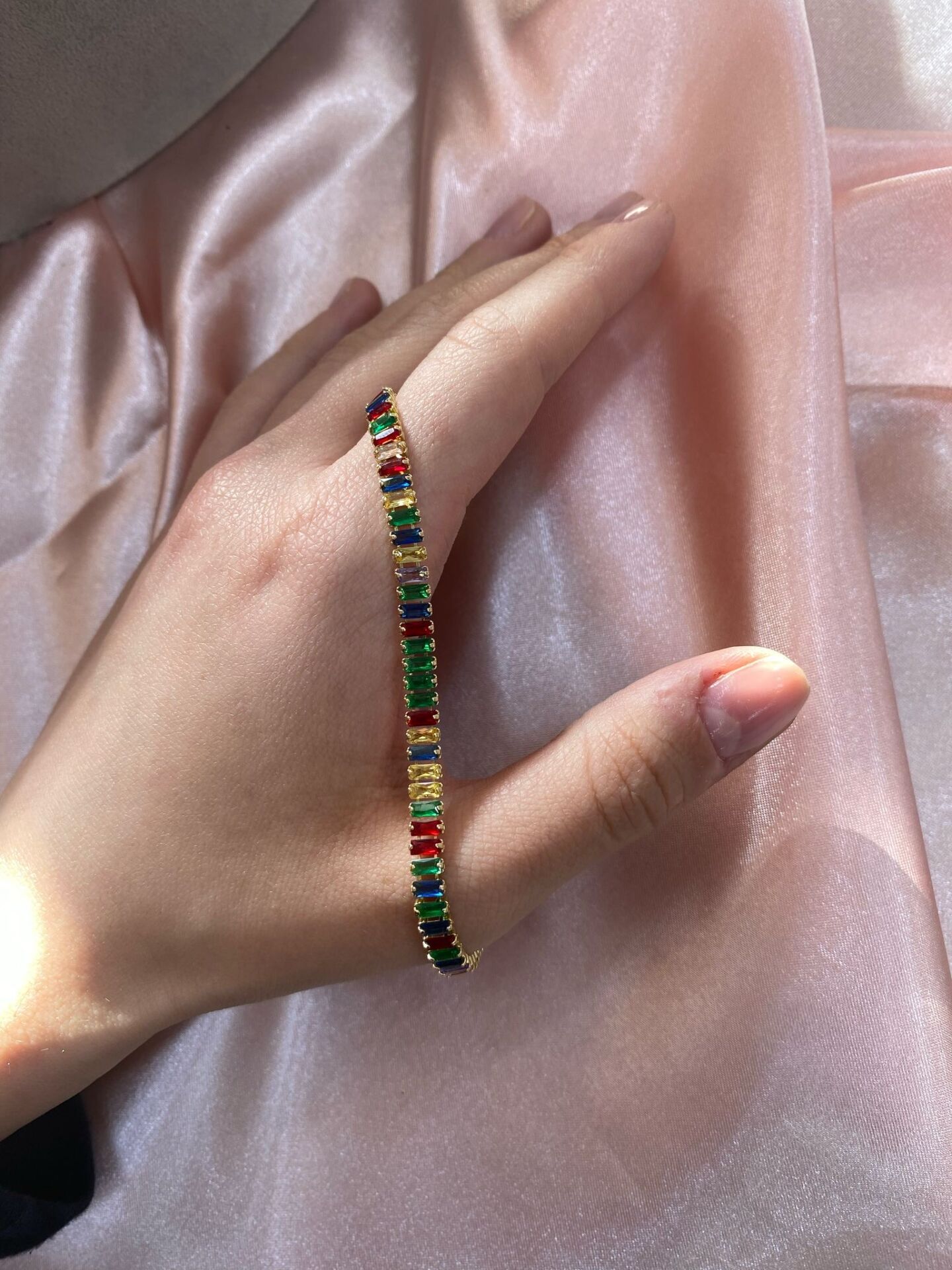 Renkli Suyolu Bileklik