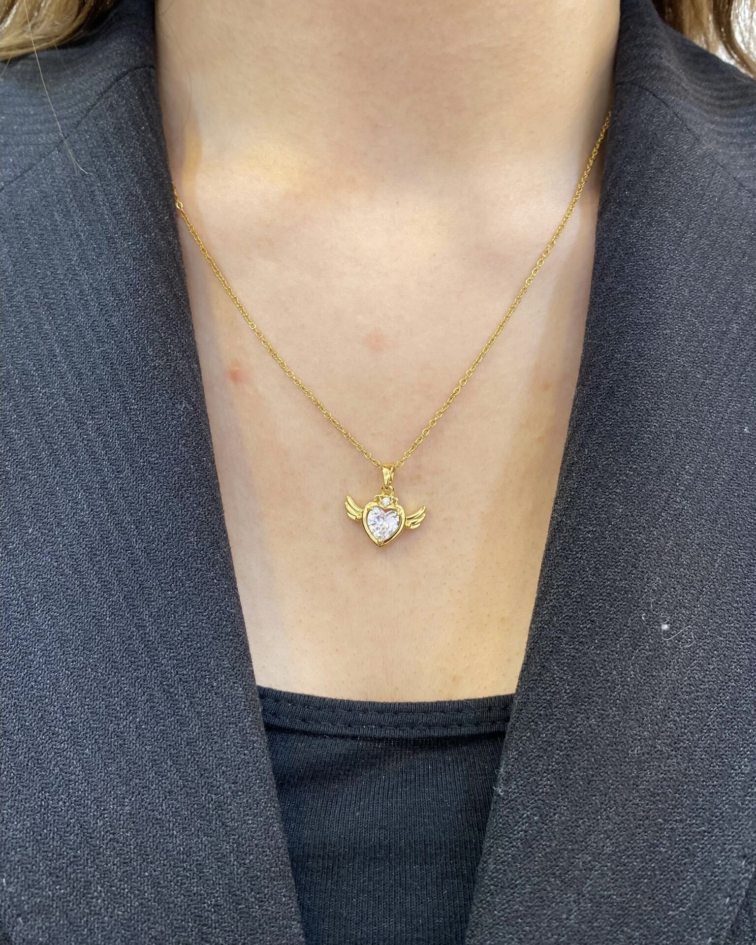 Gold Taşlı Kalpli Kolye