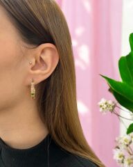 Gold Renkli Taşlı Suyolu Küpe