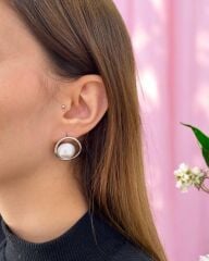 Büyük İncili Küpe