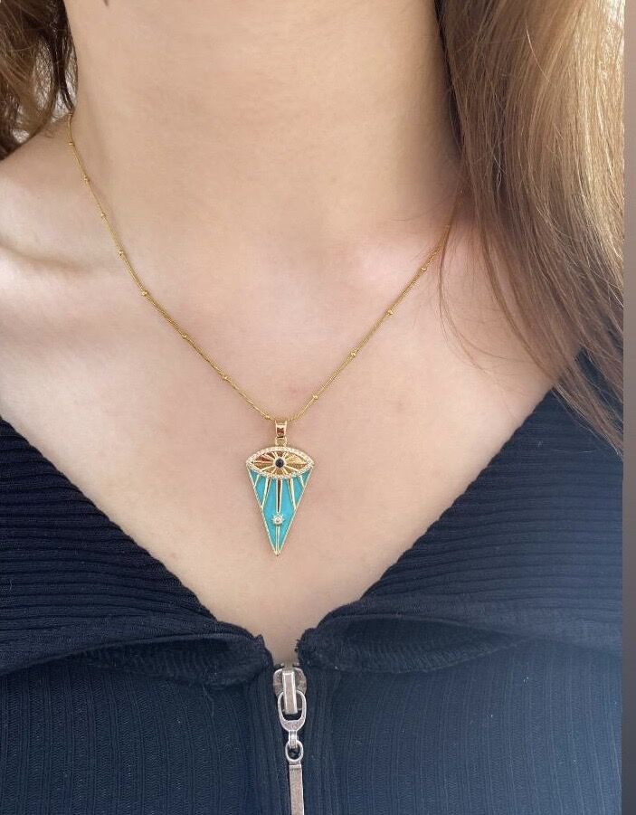 Gold Triangle Shaped Eye Kolye