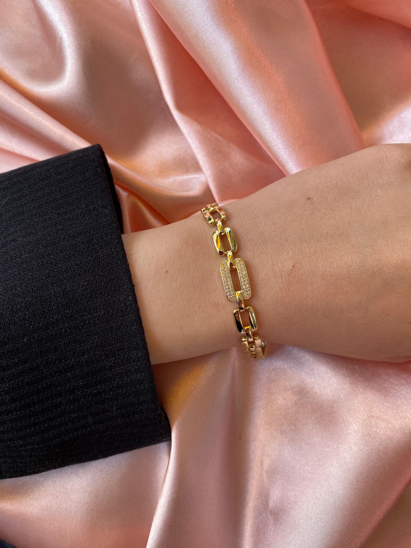 Özel Seri Ortası Taşlı Bileklik